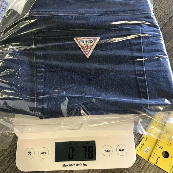 GUESS Jeans Shorts Dark Blue Denim Cut-Off Flat Front Regular Mid Rise Womens 30 - Picture 11 of 11